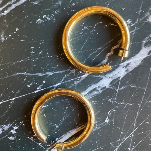 Jennifer Fisher 2" Samira Hoops - Picture 5 of 6